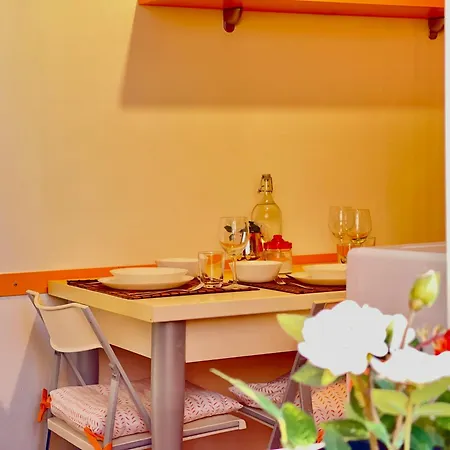 Orange House Апартаменты *